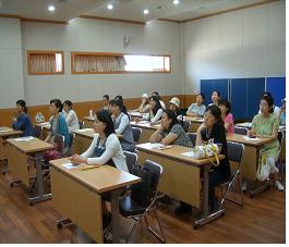 모유사랑교실 큰 호응(엄마의 따듯한 사랑 전해 건강한 아이로 키우세요)의 3번째 이미지