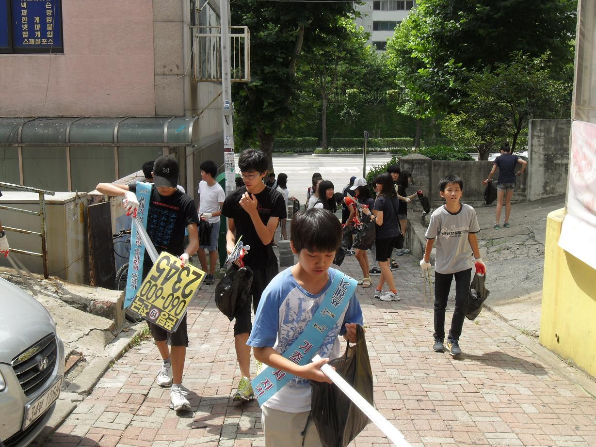 연수1동, 여름방학 청소년 자원봉사학교 운영의 1번째 이미지