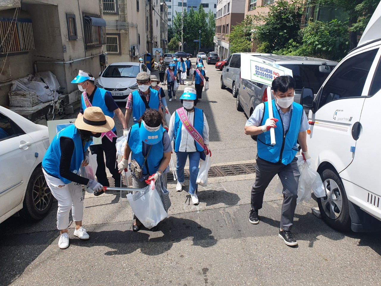 옥련2동ㆍ청학동 주민자치회, 환경정화활동 실시의 1번째 이미지