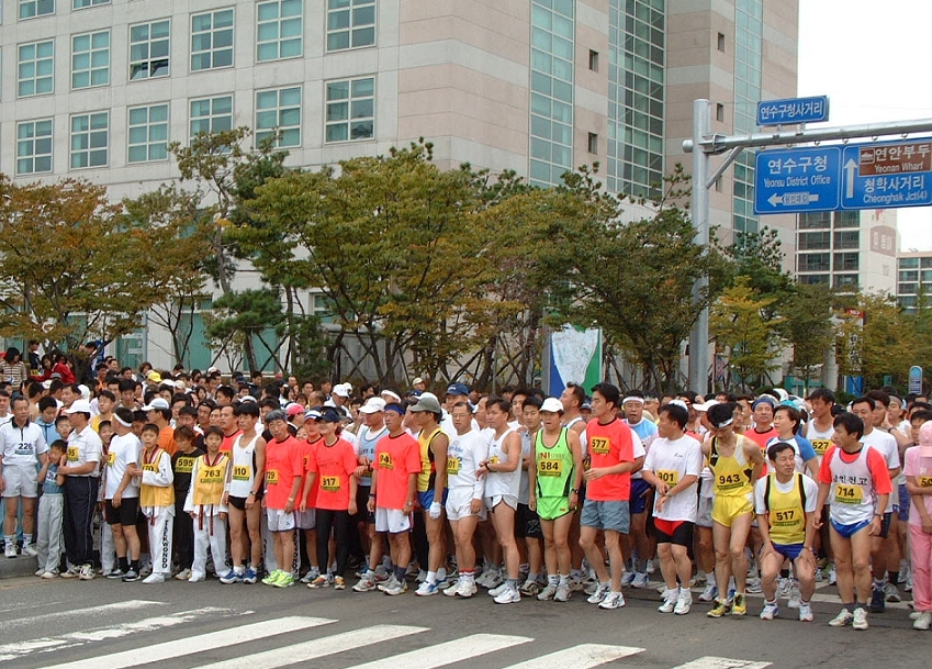 제12회 연수구민 단축마라톤대회 및 가족걷기대회 참가자 모집의 1번째 이미지