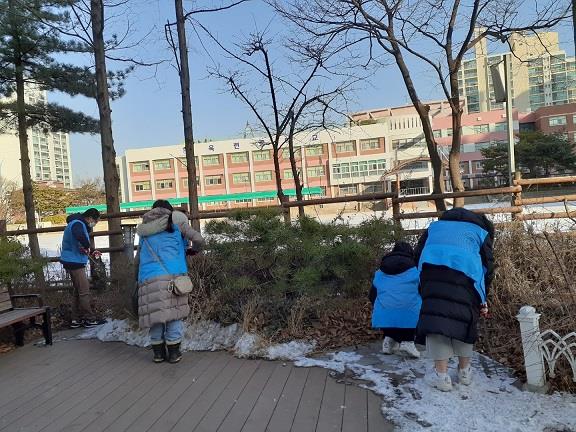 청소년 자원봉사활동 - 옥련1동 환경정화 봉사활동의 2번째 이미지